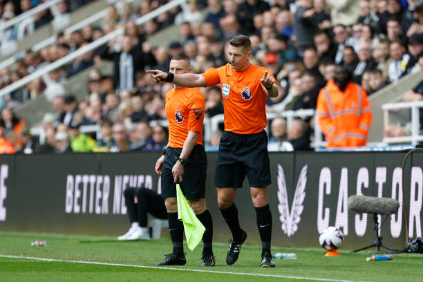 射门失误往 射门失误往